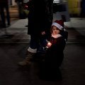 2011-12-18-Procession-aux-Bougies-et-Spectacle-FireTour-060-2