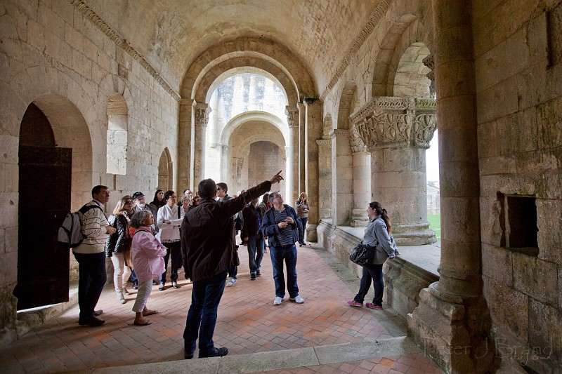 Visite-de-l-Abaye-de-Sauve-Majeur-046.jpg