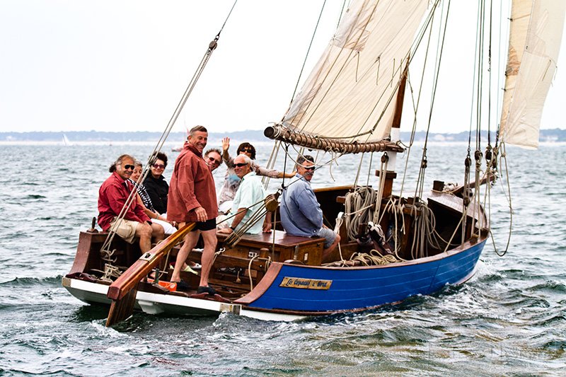 Les-Copains-a-Bord-Bassin-d-Arcachon-Juin-2010.jpg